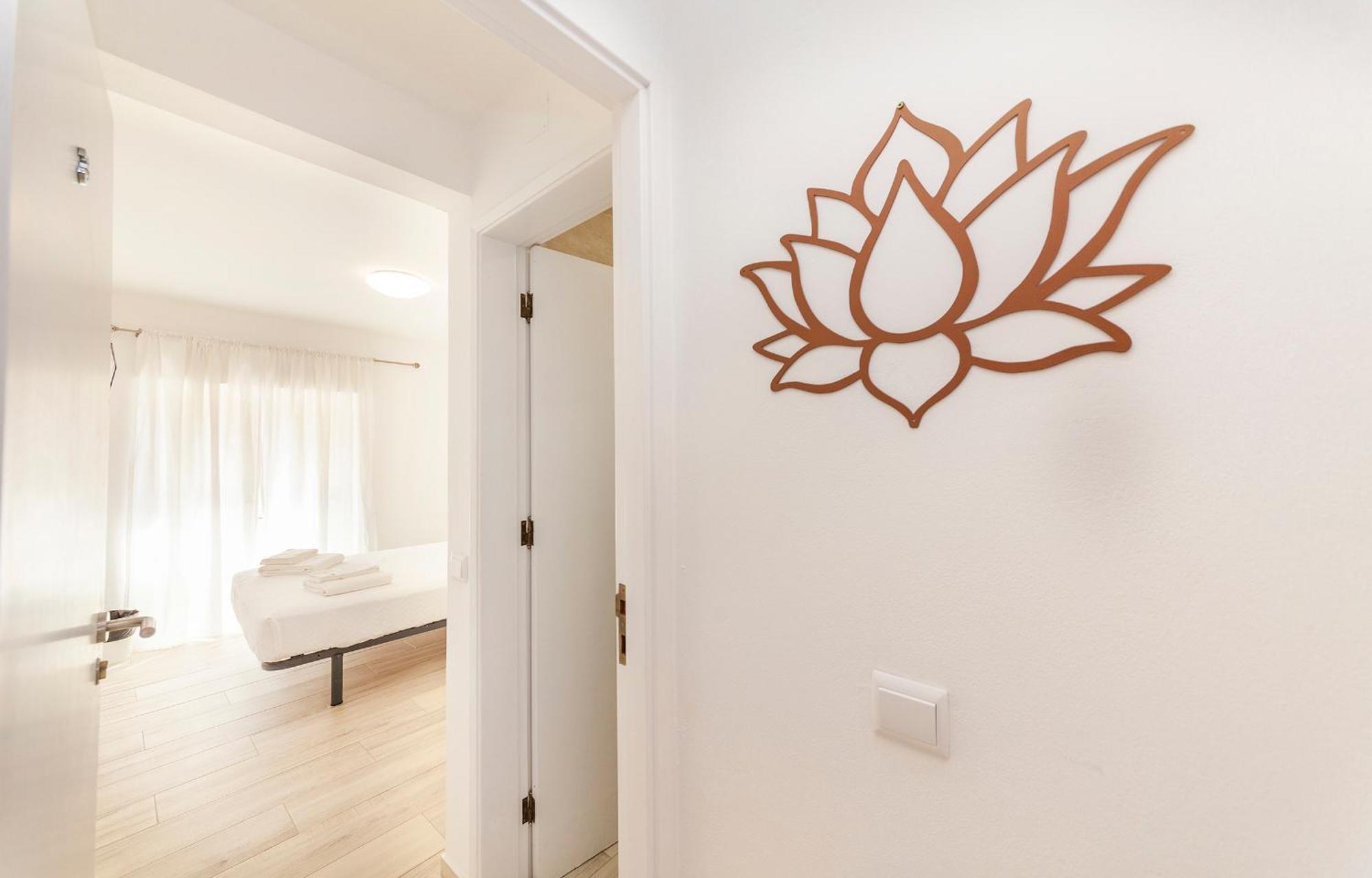 M - Martin & Tomas Guesthouse Lagos Bilik gambar
