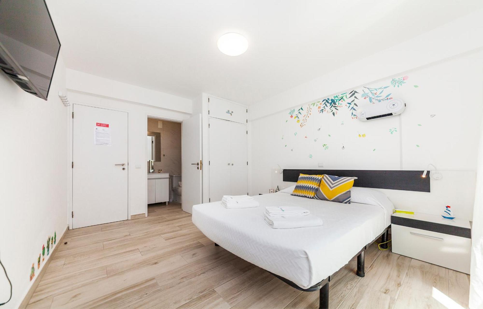 M - Martin & Tomas Guesthouse Lagos Bilik gambar