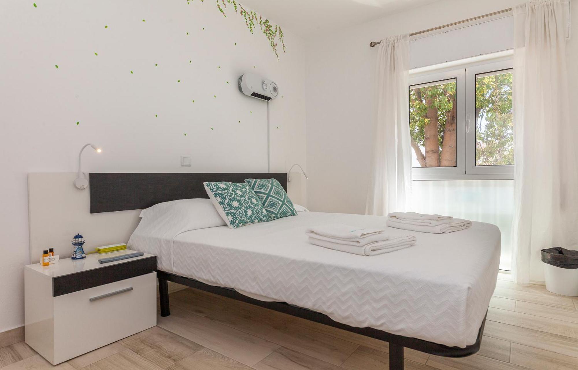 M - Martin & Tomas Guesthouse Lagos Bilik gambar