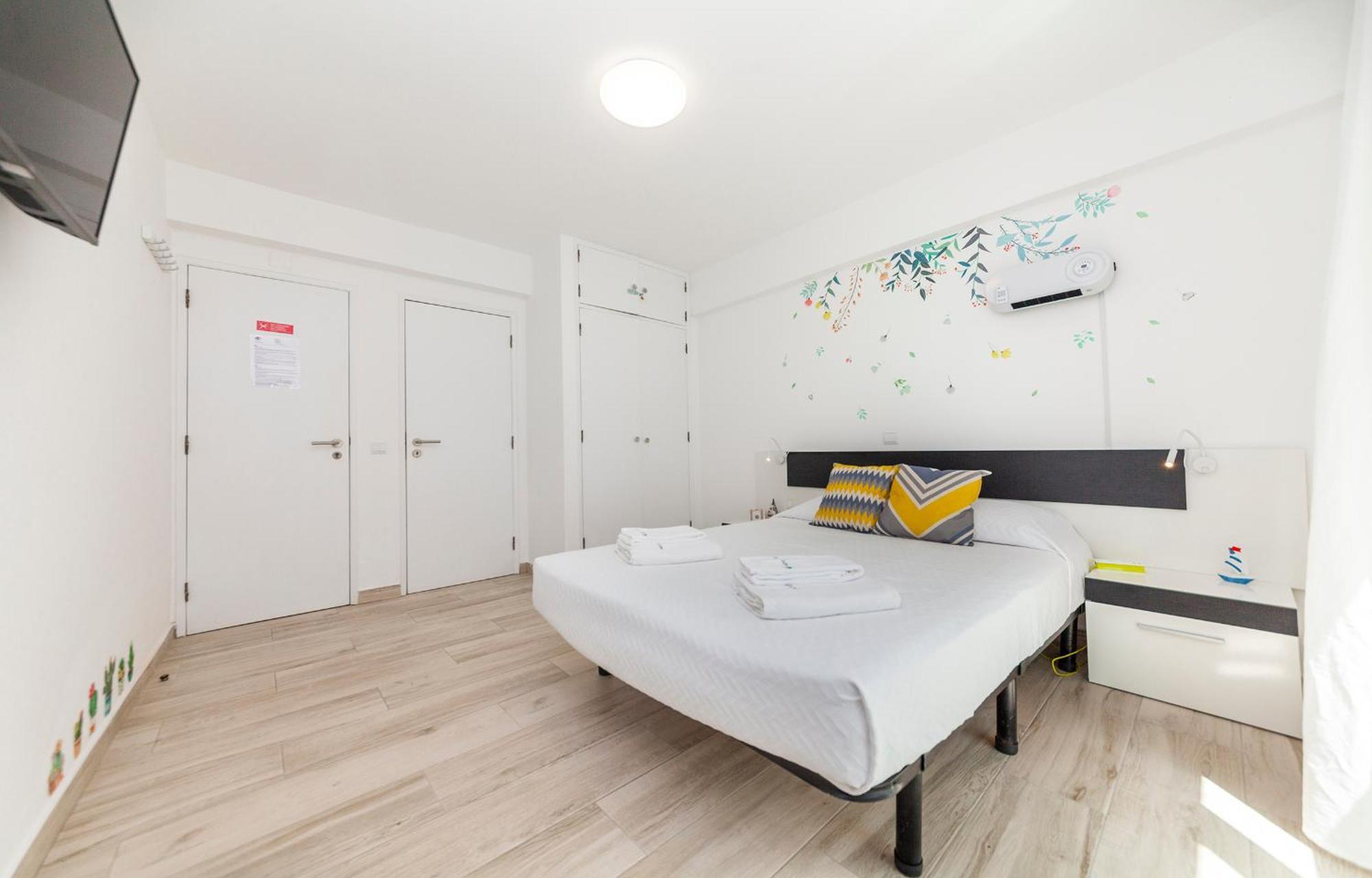 M - Martin & Tomas Guesthouse Lagos Bilik gambar